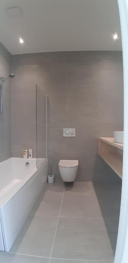 Prive Gastenverblijf In Brugge Fietsen En Garage Inclusief エクステリア 写真